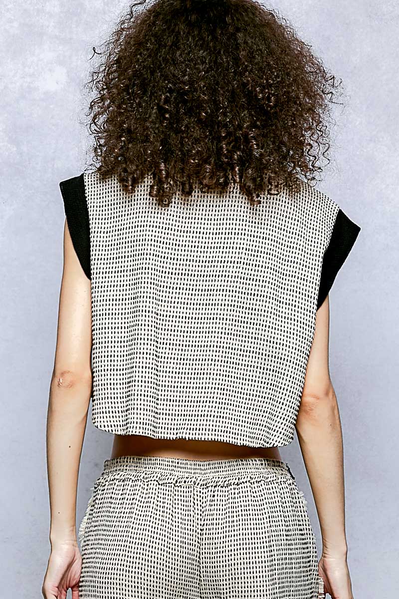V-Neck Dot Print Crop Top