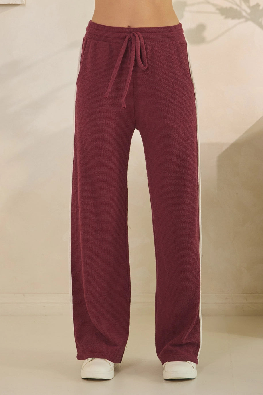Contrast Stripe Cloudy Knit Straight Bottoms